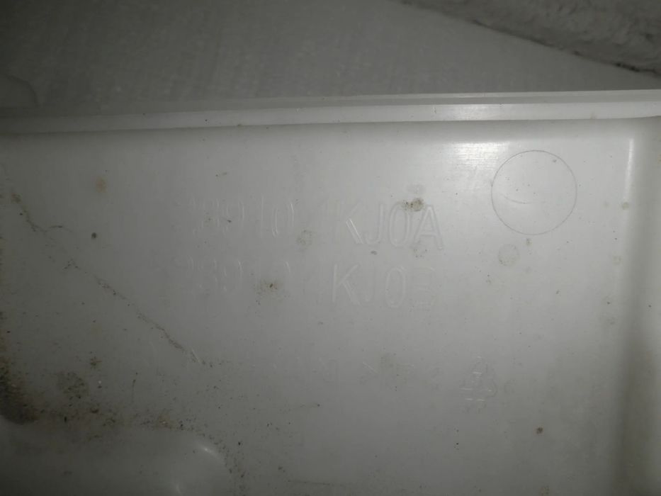 Vas lichid parbriz + motoras Nissan Navara D23 2.3 DCI 2018 289104KJ0A 28910-4KJ0A