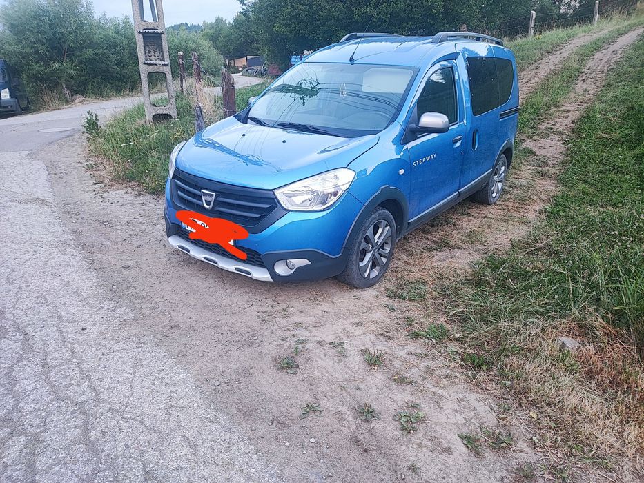 Vând Dacia Dooker