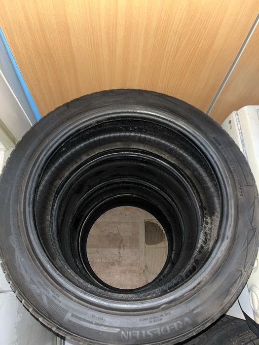 Продаю зимние шины R17 размера