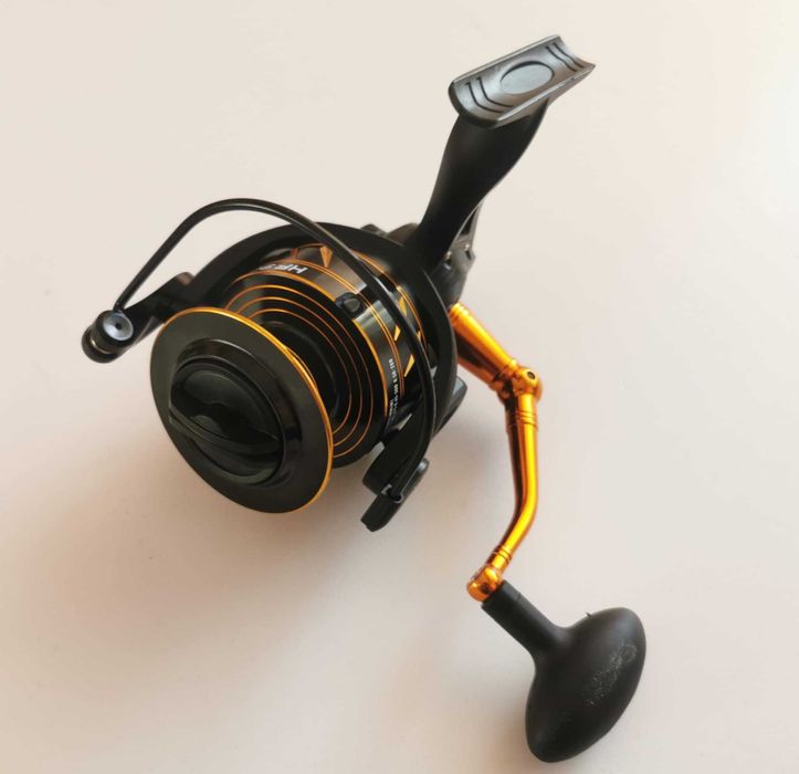 Макара за риболов на сом Osako HF9000 ,тегло 670gr, 11лагера