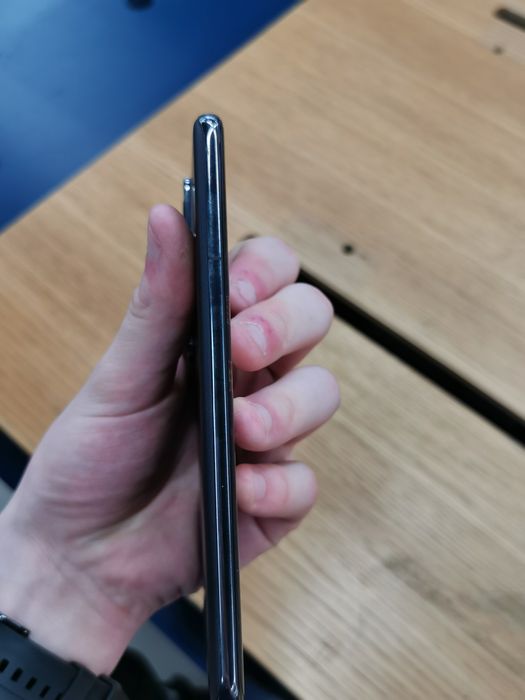 Huawei p60 pro, пользовался 1 год