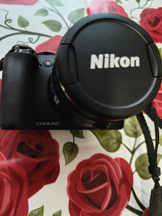 Aparat foto digital Nikon Coolpix p90