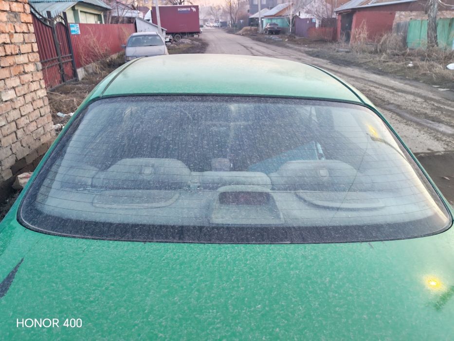 Машина Мазда 626  срочная продажа