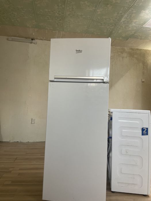 Холодильник фирмы “Beko”