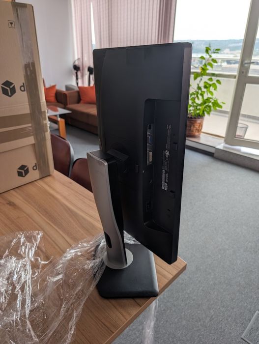 Philips  Dell 1080p монитор