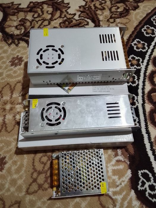 Blokpitanya 24V  20A yangi  Blokpitanya 12V  30A  Blokpitanya 12V  5A