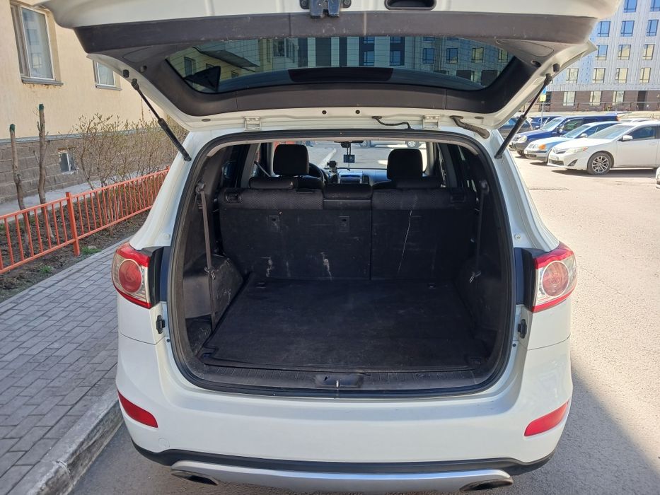 Hyundai santafe 2012года
