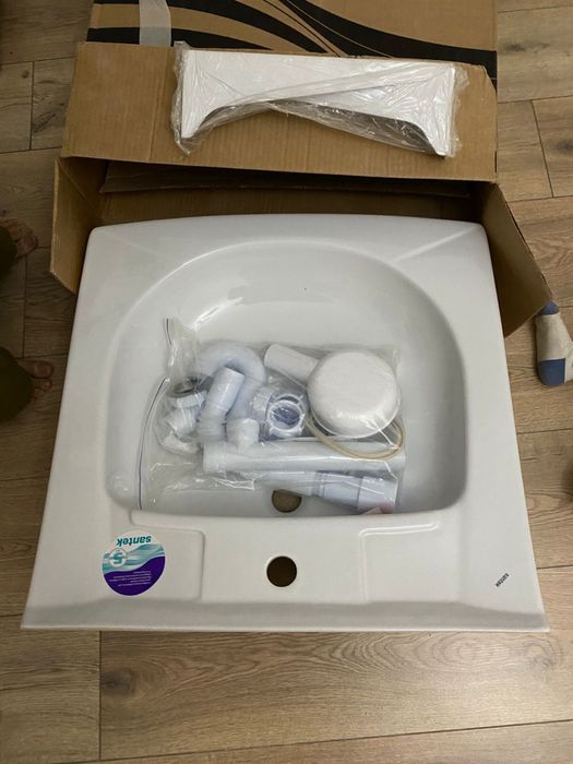 Новая раковина для ванны