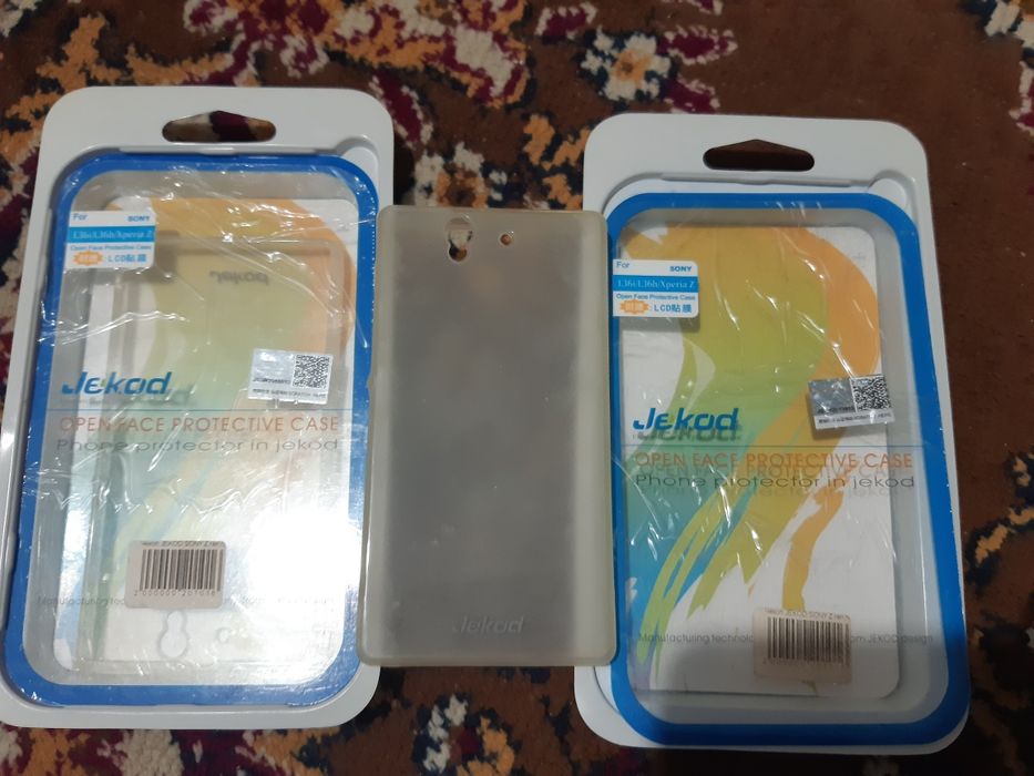 Продам чехлы на смартфоны, разные