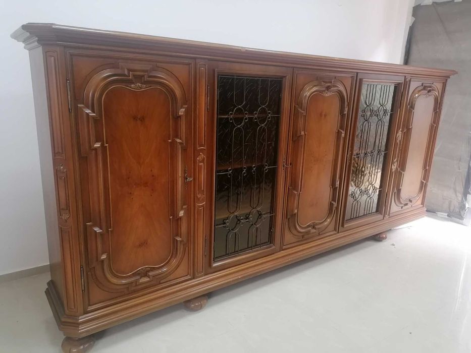 Мебели от масивно дърво, скрин секция шкаф