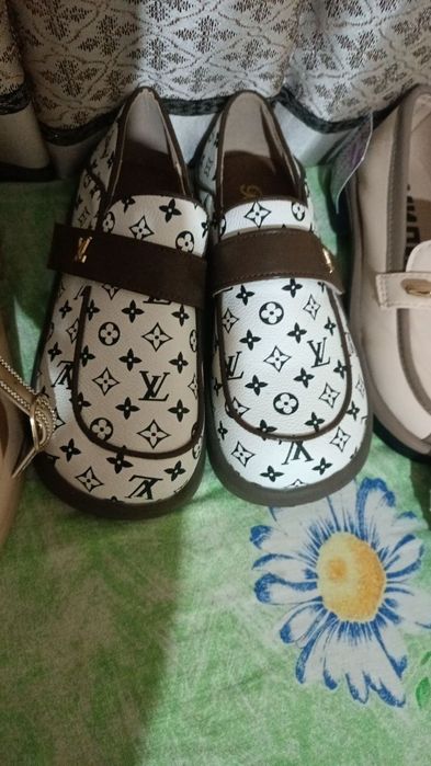 Hammasi yangi 100 mingdan