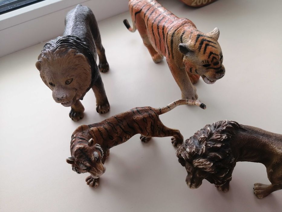 Игрушки качественный пластик