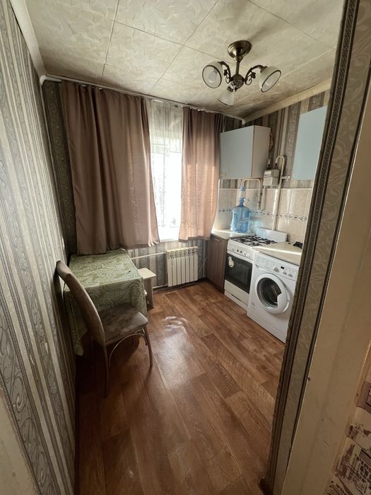 Продам 1 комн квартиру Голубой рынок