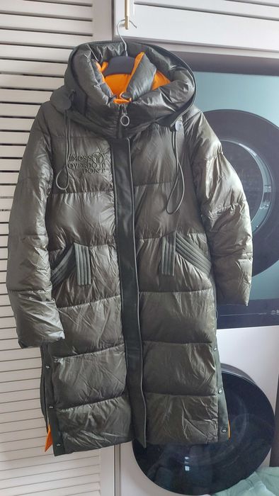 Пуховик зимний женский