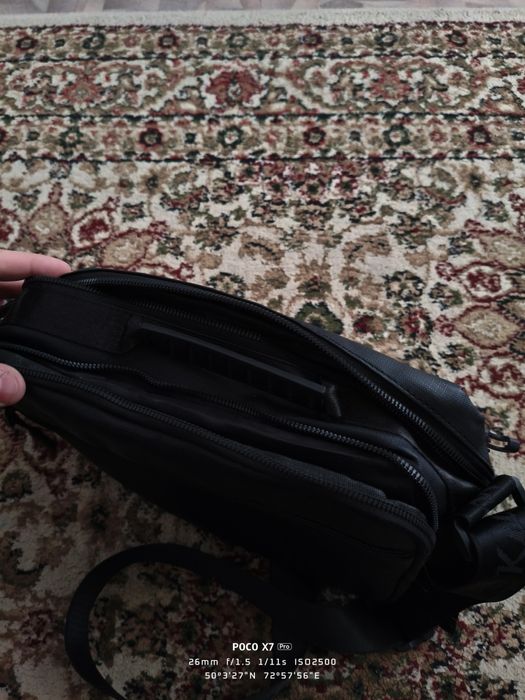 Барсетка продаю за 10000