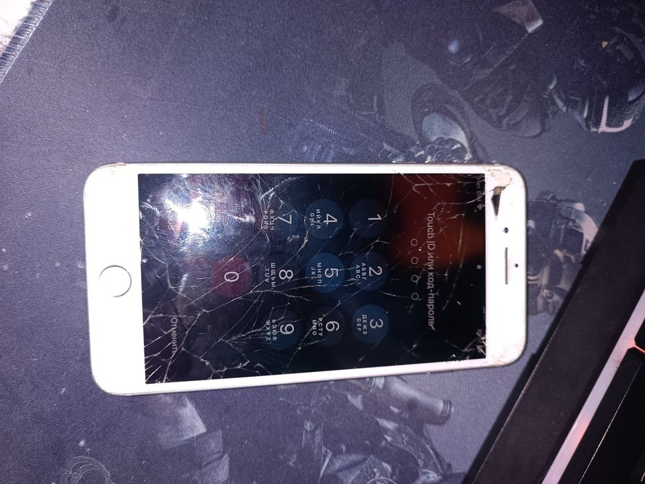 Продам Iphone 7 Plus