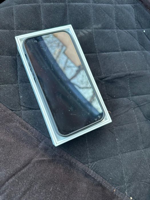 Iphone 12 64 гб все работает