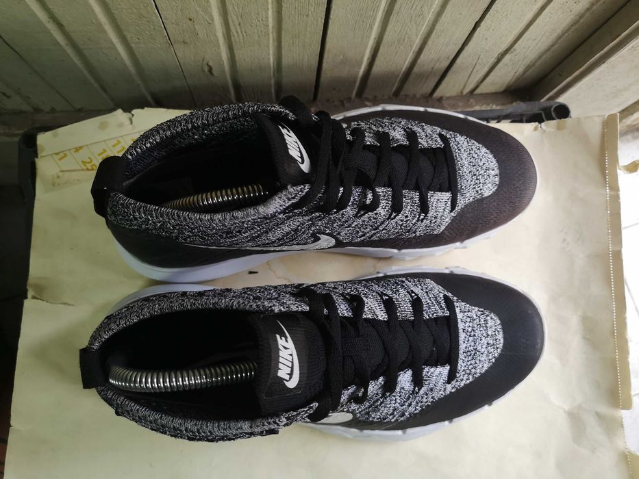 ''Nike Flyknit Chukka''оригинални маратонки 40.5 номер