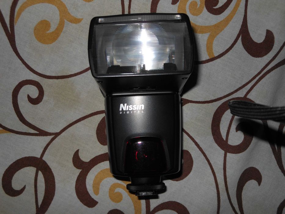 Фотоапарат NIKON 5000