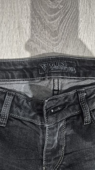 Blugi Guess damă