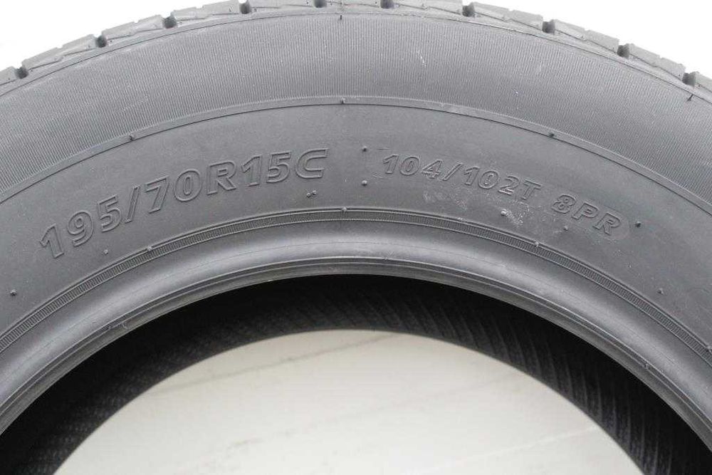 Anvelope noi 195/70 R15C RoadX, All Season