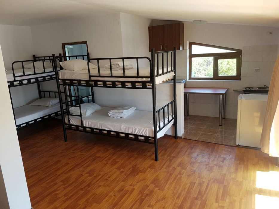 Cazare muncitori sector 3 , Pallady, camere cu baie, 100 locuri