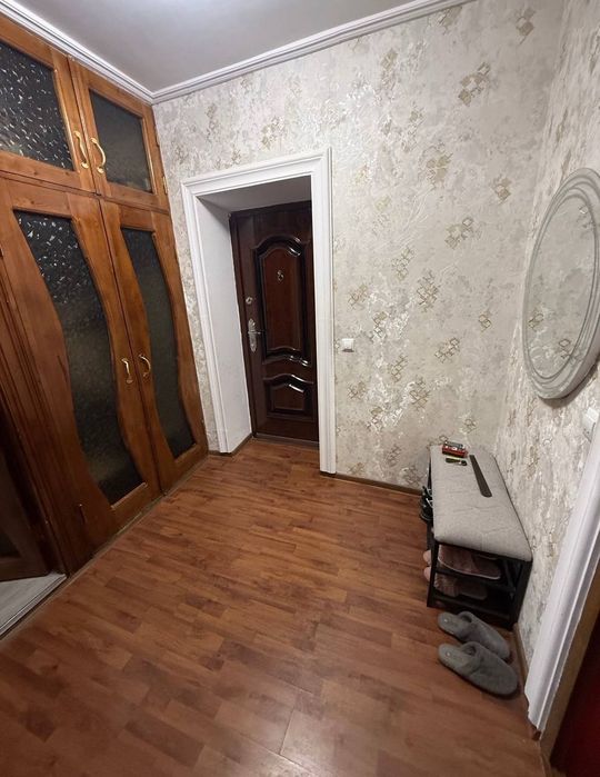 СРОЧНО Сагдиана Париж тарафда 3 хонали квартира ижарага берилади!!!
