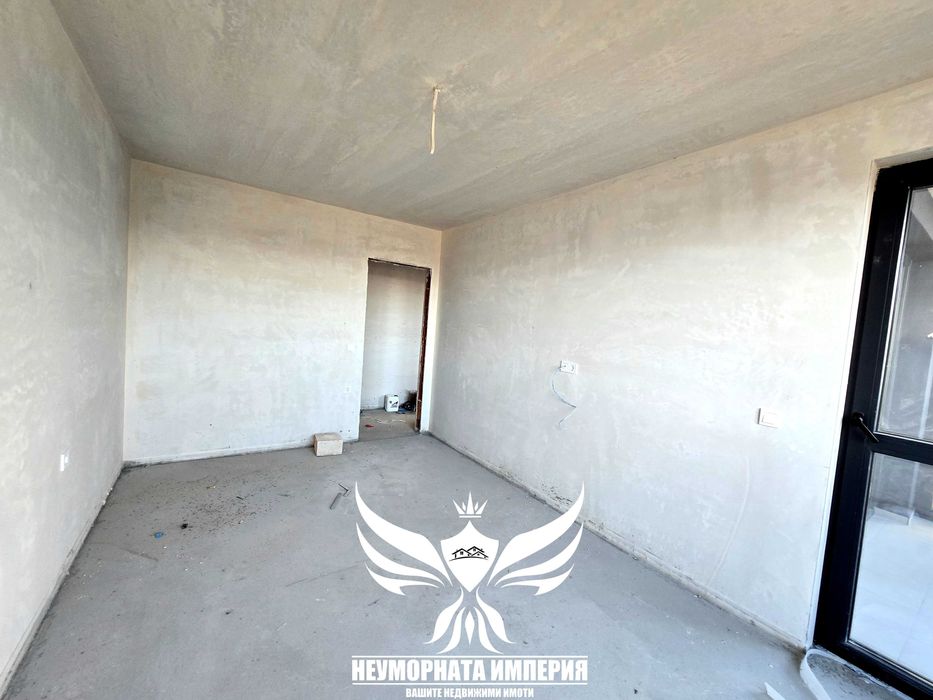 Продавам нов тристаен 93кв.м. 5ет. с гараж гр.Асеновград кв.Запад