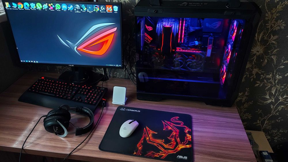 Продам Райзер Asus ROG Strix Riser Cable 240 mm почти новый