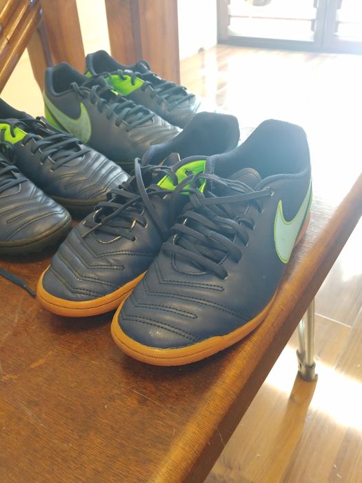 Nike Tiempox marime 42 incaltaminte fotbal in sala