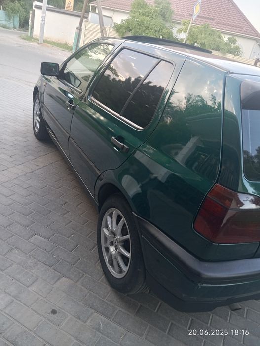 Продаётся автомашина