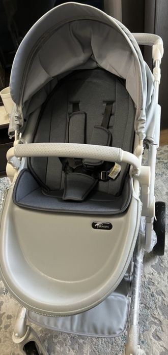 Коляска Teknum серого цвета