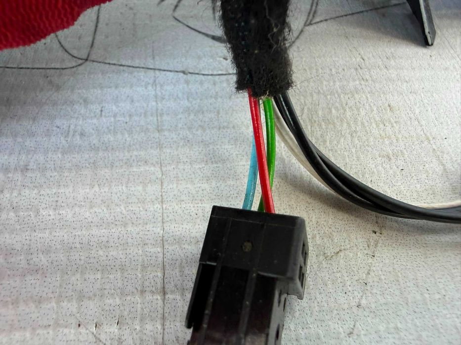 Oglindă Retrovizoare Stânga 4x3 Pini Peugeot 208 Hatchback 1611240480 / [2012-2019] / (5B3)