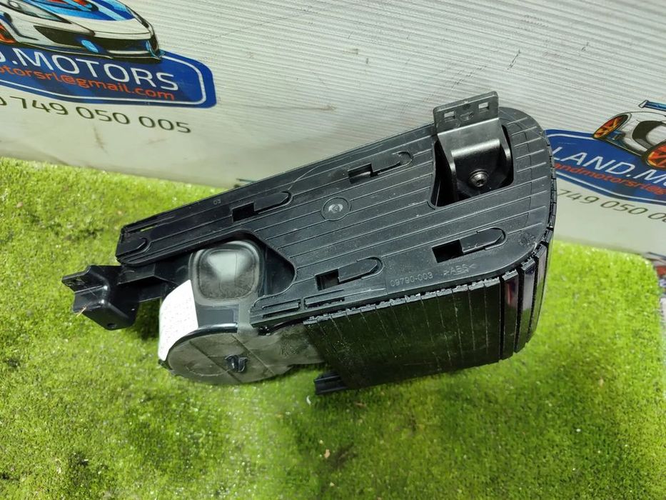 PANOU DE SUPORT PAHARE FATA JAGUAR F-PACE X761 2018 2.0 DIESEL COD OEM GX63-F048196-A / 5 USI SUV 2016-2020
