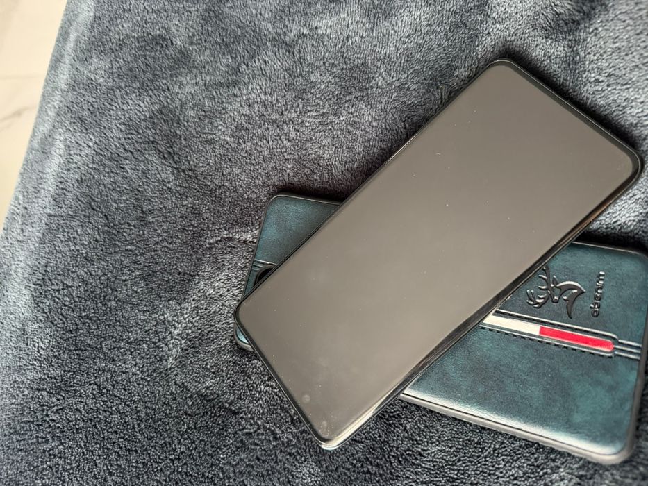 Vând HUAWEI P40 Pro
