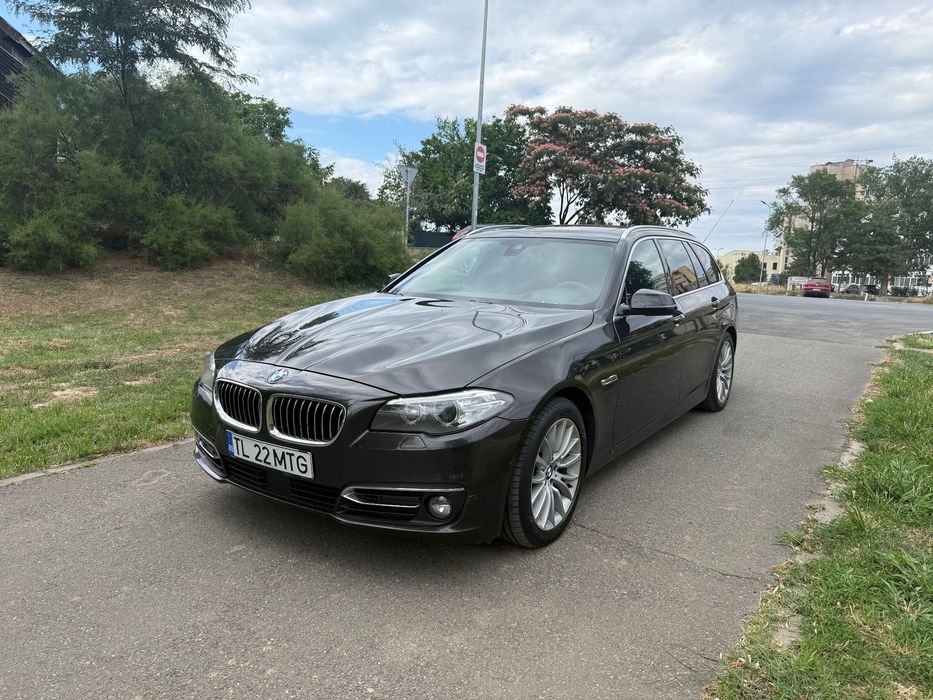BMW Seria 5 BMW F11 520D xDrive 8HP