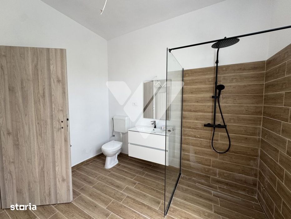 Apartament la casa 2 camere renovat, pivnita zona Piata Cluj Central