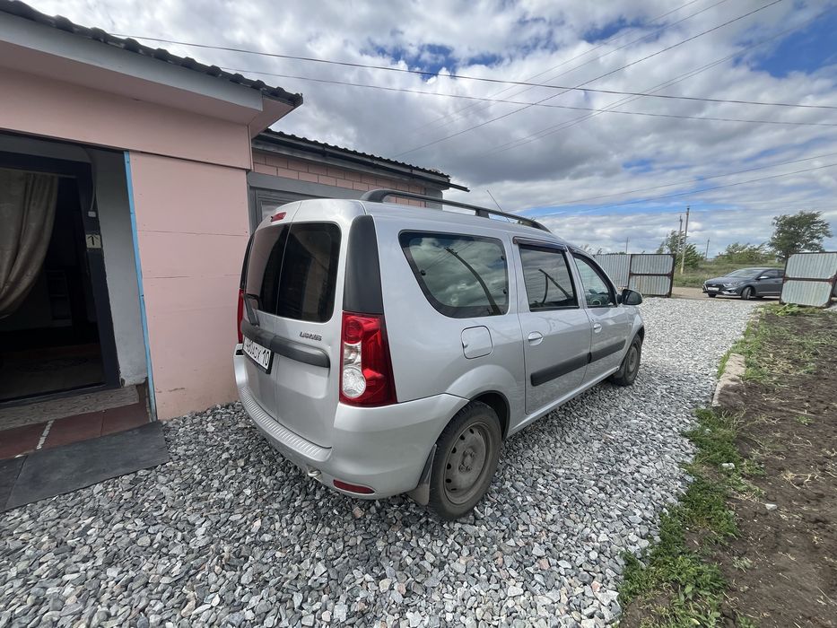 Продам Ларгус 2015