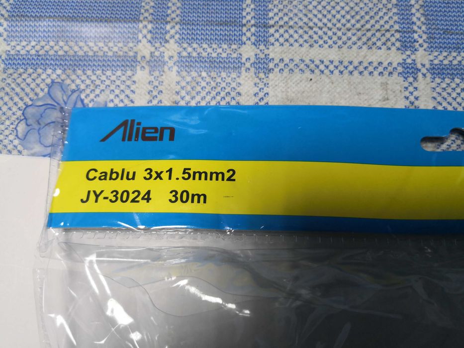 Cablu prelungitor 30 m cu cablu de 10 A si de 16 A