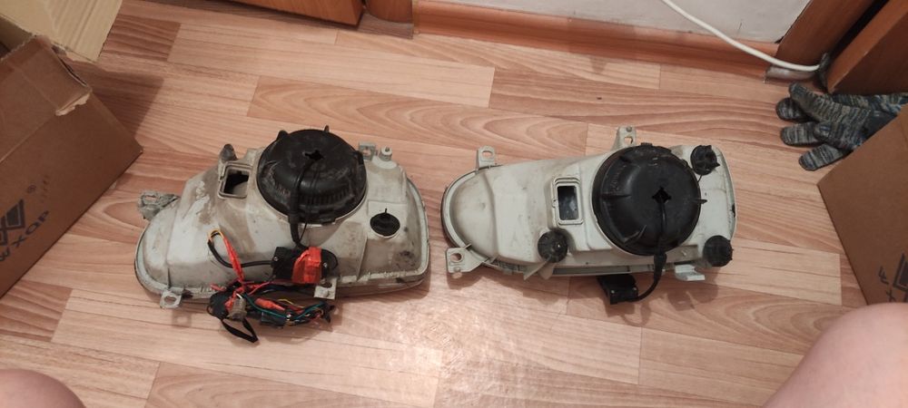 Би лед фары на Гольф 3