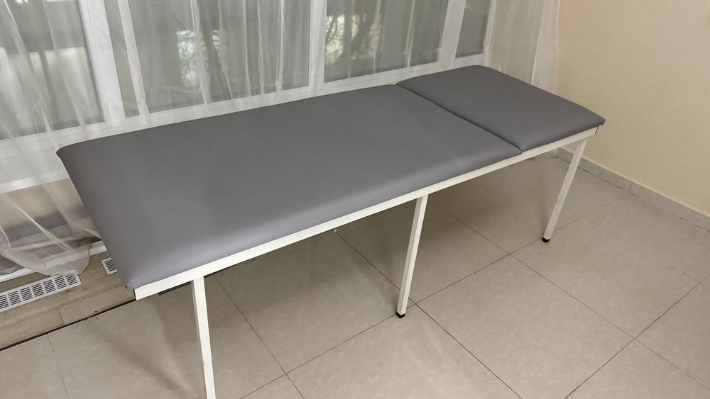 Продам кушетку для кабинета