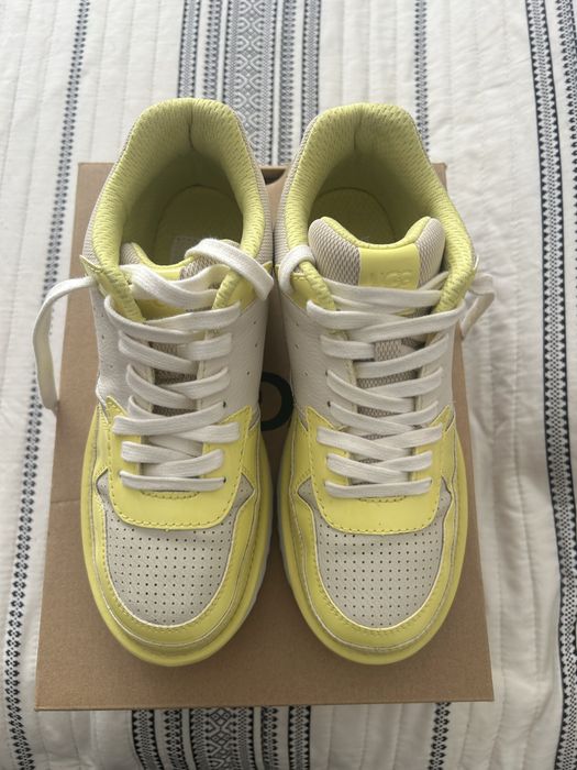 Маратонки UGG , номер 39