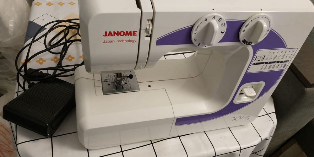 Швейная машина Janome XV-5