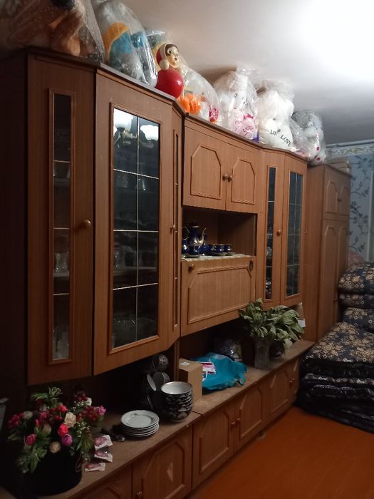 Продаётся стенка в хорошем состаяние