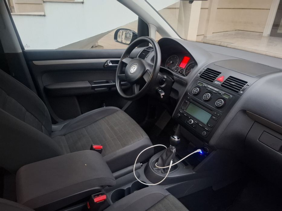 Volkswagen Touran 2.0TDi 140CP