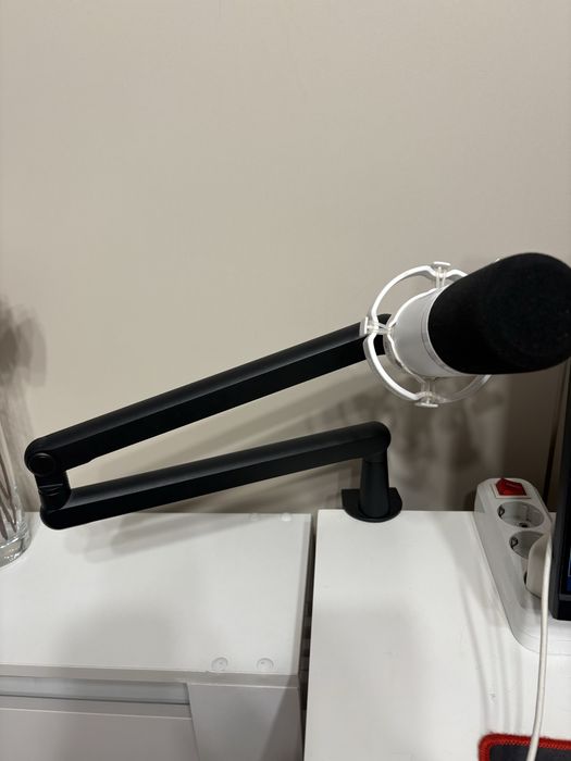 Микрофон Maono PD200X + кранштейн fifine