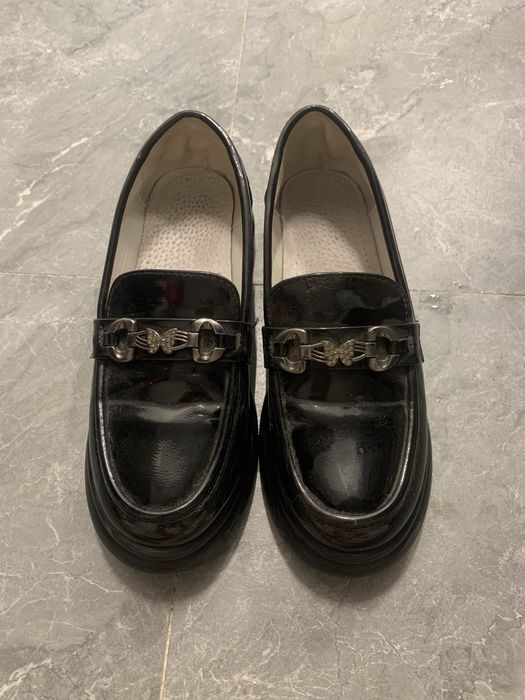 Школьные туфли для девочек