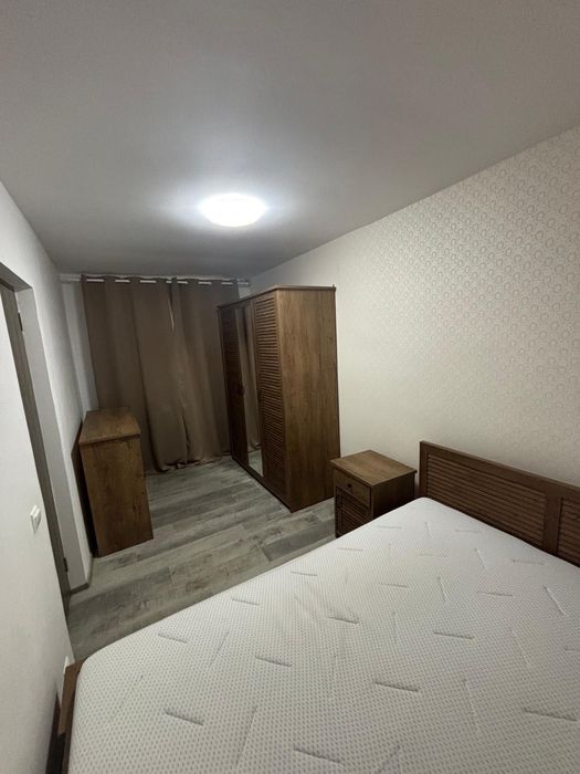 Apartament de închiriat
