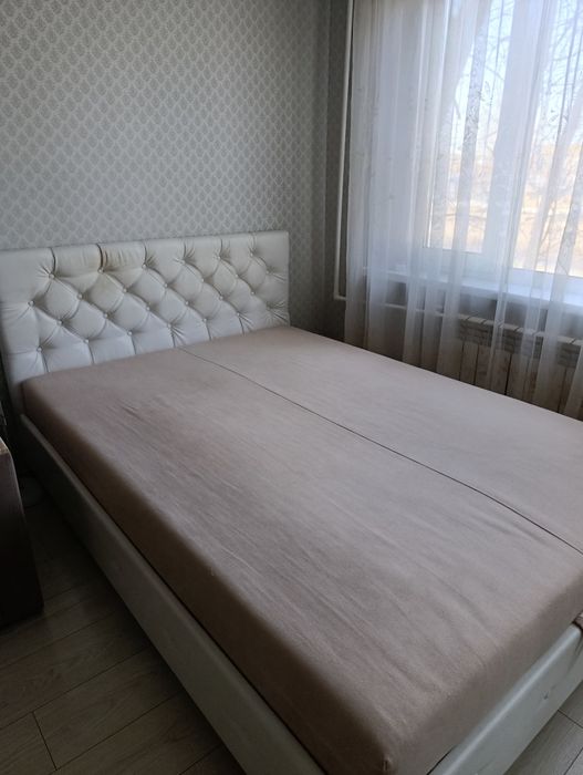 Гриммерный столик с зеркалом