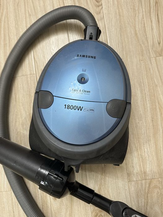 Пылесос Samsung в отличном состоянии